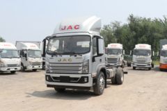 江淮 德沃斯T7 195马力 4X2 4.6米排半仓栅式载货车(HFC5181CCYB40K1D1S)