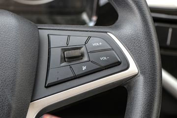 ���� ����˹T7 195���� 4X2 4.6���Ű��դʽ�ػ���(HFC5181CCYB40K1D1S)ͼƬ