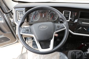 ���� ����˹T7 195���� 4X2 4.6���Ű��դʽ�ػ���(HFC5181CCYB40K1D1S)ͼƬ