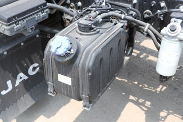 ���� ����˹T7 195���� 4X2 4.6���Ű��դʽ�ػ���(HFC5181CCYB40K1D1S)ͼƬ