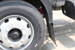 江淮 德沃斯T7 195马力 4X2 4.6米排半仓栅式载货车(HFC5181CCYB40K1D1S)