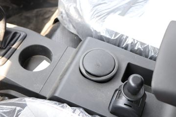 �й�����HOWO С�� 140���� 3.95�׵�������С��(ZZ1047F3112F145)ͼƬ