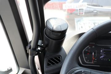 �����ؿ� ����M6000 �콢�� 300���� 4X2 9.85��AMT�Զ�����ʽ�ػ���(����)(SX5189XXYVB721)ͼƬ