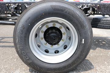 �����ؿ� ����M6000 �콢�� 300���� 4X2 9.85��AMT�Զ�����ʽ�ػ���(����)(SX5189XXYVB721)ͼƬ