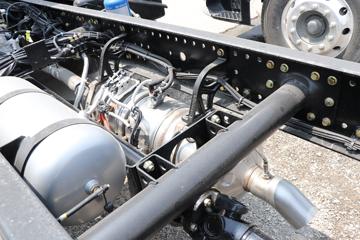 �����ؿ� ����M6000 �콢�� 300���� 4X2 9.85��AMT�Զ�����ʽ�ػ���(����)(SX5189XXYVB721)ͼƬ