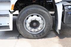 陕汽重卡 德龙M6000 旗舰版 300马力 4X2 9.85米AMT自动档厢式载货车(国六)(SX5189XXYVB721) 陕汽重卡 德龙M6000 旗舰版 300马力 4X2 9.85米AMT自动档厢式载货车(国六)(SX5189XXYVB721)