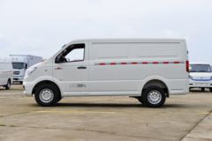 东风股份 御风EM26 3T 4.865米纯电动厢式运输车(续航220km)41.86kWh