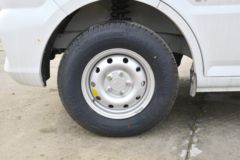 东风股份 御风EM26 3T 4.865米纯电动厢式运输车(续航220km)41.86kWh