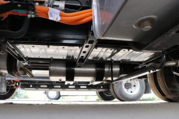 Զ�� ����H8E 2023�� ���˰� 4.5T 4.02�׵��Ŵ��綯��س�106.95kWhͼƬ