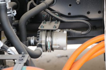 Զ�� ����H8E 2023�� ���˰� 4.5T 4.02�׵��Ŵ��綯��س�106.95kWhͼƬ