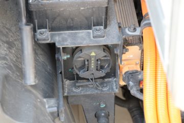 Զ�� ����H8E 2023�� ���˰� 4.5T 4.02�׵��Ŵ��綯��س�106.95kWhͼƬ