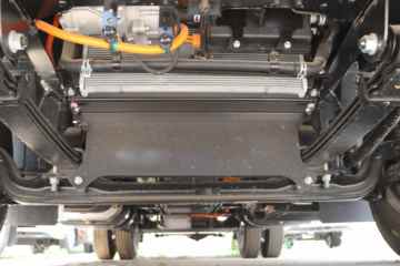 Զ�� ����H8E 2023�� ���˰� 4.5T 4.02�׵��Ŵ��綯��س�106.95kWhͼƬ