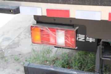 Զ�� ����H8E 2023�� ���˰� 4.5T 4.02�׵��Ŵ��綯��س�106.95kWhͼƬ