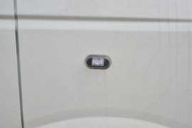 御风EM27&nbsp;电动封闭厢货外观图片