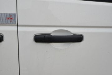 ����ɷ� ����EM27L 3.2T 2�� 5.265�״��綯��ʽ���䳵(��γ)41.86kWhͼƬ