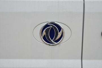 ����ɷ� ����EM27L 3.2T 2�� 5.265�״��綯��ʽ���䳵(��γ)41.86kWhͼƬ