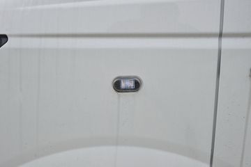 ����ɷ� ����EM27L 3.2T 2�� 5.265�״��綯��ʽ���䳵(��γ)41.86kWhͼƬ