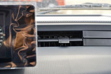 ����ɷ� ����EM27L 3.2T 2�� 5.265�״��綯��ʽ���䳵(��γ)41.86kWhͼƬ