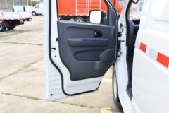 东风股份 御风EM27L 3.2T 2座 5.265米纯电动厢式运输车(亿纬)41.86kWh