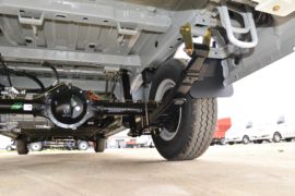 御风EM27&nbsp;电动封闭厢货底盘图片