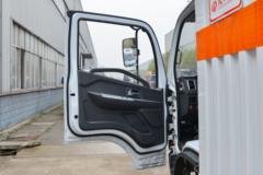 东风 福瑞卡F6 126马力 4X2 4.1米杂项危险物品厢式运输车(楚飞牌)(国六)(CLQ5041XZW6E)