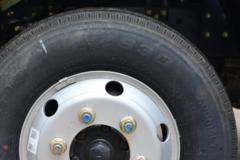 东风 福瑞卡F6 126马力 4X2 4.1米杂项危险物品厢式运输车(楚飞牌)(国六)(CLQ5041XZW6E)