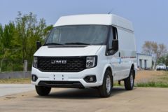 江铃汽车 福顺 2023款 146马力 2.0T柴油 3座 短轴中顶厢式运输车