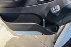 江铃汽车 福顺 2023款 146马力 2.0T柴油 3座 短轴中顶厢式运输车