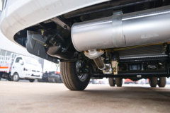 东风途逸 T5 1.5L 112马力 汽油 3.3米易燃气体厢式运输车(楚飞牌)(CLQ5031XRQ6E)