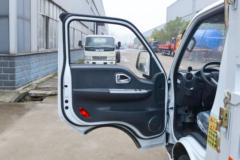 东风途逸 T5 1.5L 112马力 汽油 3.1米气瓶运输车(楚飞牌)(CLQ5031TQP6E)