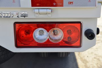 ����ʱ�� С��֮��2 1.6L 122���� ���� 3.3�׵�������΢��ͼƬ