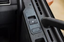 一汽解放底盘&nbsp;爆破器材运输车驾驶室图片