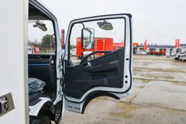 EV350 Pro&nbsp;电动冷藏车驾驶室图片