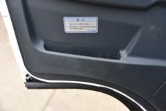 解放 虎VN 130马力 4X2 4.1米医疗废物转运车(楚飞牌)(CAA5040XYYC6)