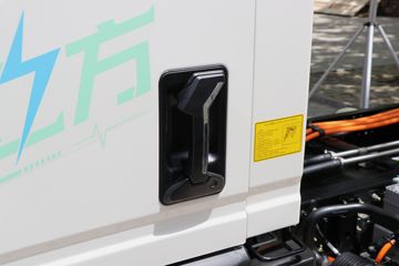 йHOWO ͳ˧ 4.5T 4.15׵Ŵ綯ʽῨ(ZZ5047XXYG3314Z144BEVA0)100.46kWhͼƬ