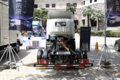 中国重汽HOWO 统帅 4.5T 4.15米单排纯电动厢式轻卡100.46kWh 中国重汽HOWO 统帅 4.5T 4.15米单排纯电动厢式轻卡100.46kWh