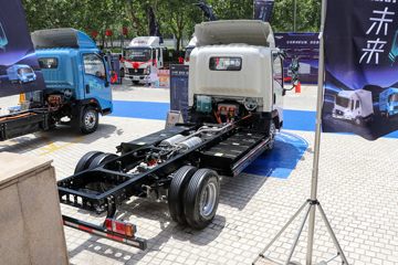 йHOWO ͳ˧ 4.5T 4.15׵Ŵ綯դʽῨ131.98kWhͼƬ