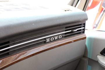 йHOWO ͳ˧ 4.5T 4.15׵Ŵ綯դʽῨ131.98kWhͼƬ