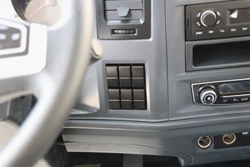 �й�����HOWO ���� 4.5T 4.15�׵��Ŵ��綯��ʽ�Ῠ96kWhͼƬ