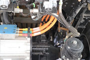 �й�����HOWO ���� 4.5T 4.15�׵��Ŵ��綯��ʽ�Ῠ96kWhͼƬ