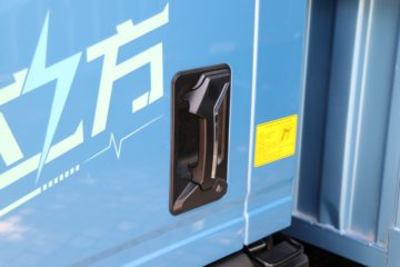 йHOWO ͳ˧ 4.5T 4.15׵Ŵ綯դʽῨ(ZZ5047CCYH3414Z147BEVA0)100.46kWhͼƬ