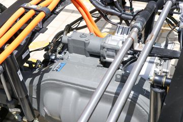 �й�����HOWO ͳ˧ 4.5T 4.15�׵��Ŵ��綯��ʽ�Ῠ96.26kWhͼƬ