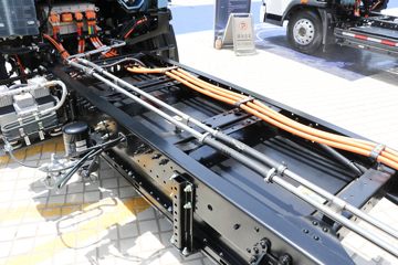 �й�����HOWO ͳ˧ 4.5T 4.15�׵��Ŵ��綯��ʽ�Ῠ96.26kWhͼƬ