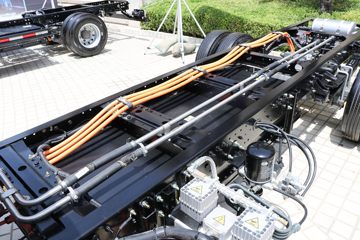 �й�����HOWO ͳ˧ 4.5T 4.15�׵��Ŵ��綯��ʽ�Ῠ96.26kWhͼƬ