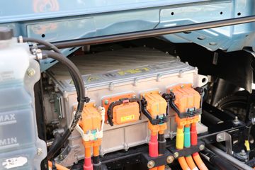 �й�����HOWO ͳ˧ 4.5T 4.15�׵��Ŵ��綯��ʽ�Ῠ96.26kWhͼƬ