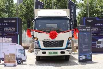 重汽HOWO悍将 3.85米排半纯电动厢式轻卡 弗迪131.98kWh