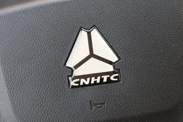 �й�����HOWO ���� 4.5T 4.15�׵��Ŵ��綯��ʽ�Ῠ100.27kWhͼƬ