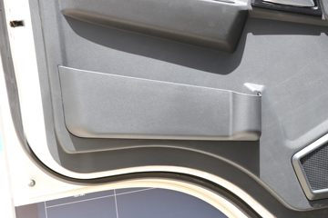 �й�����HOWO ���� 4.5T 4.15�׵��Ŵ��綯��ʽ�Ῠ100.27kWhͼƬ