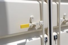 中国重汽HOWO 蓝立方悍将 4.5T 4.15米单排纯电动厢式轻卡100.27kWh