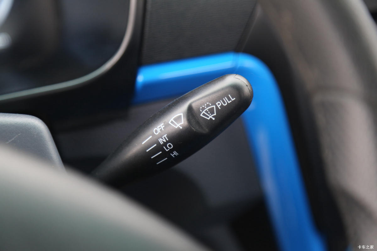 SRMԴ T5LEV 2024Ǽʰ 3.5T 3.7׵Ŵ綯΢70.47kWh